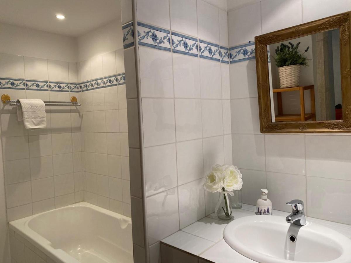 Le Pigeonnier De Saint-Loup Bed And Breakfast Экстерьер фото